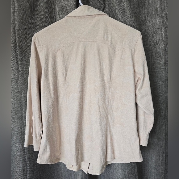 Outback Trading Company Light Peach Tooled Paisley Pearl Snap 3/4 Sleeve Top M - Picture 3 of 5
